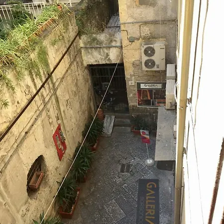 Napoli Plebiscito Apartment-3